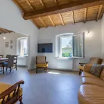 Casa Del Pozzo By Interhome